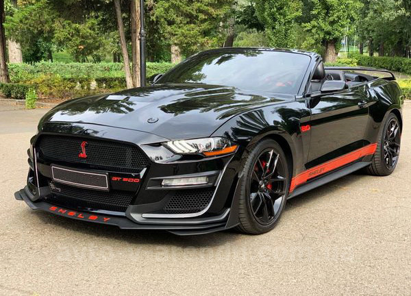 Аренда кабриолета Ford Mustang GT 5.0 черный в Киеве