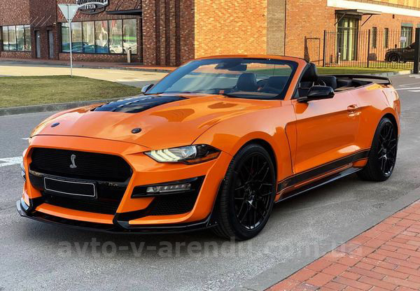 Аренда кабриолета Ford Mustang GT оранжевый