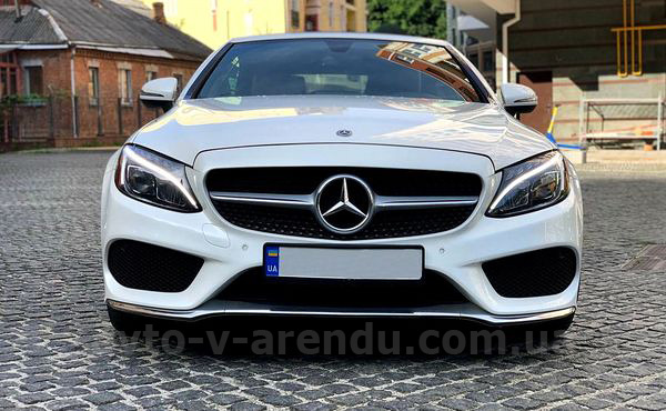 Аренда авто Mercedes Benz C300  кабриолет с водителем. Прокат кабриолета Мерседес C300 без водителя в Киеве