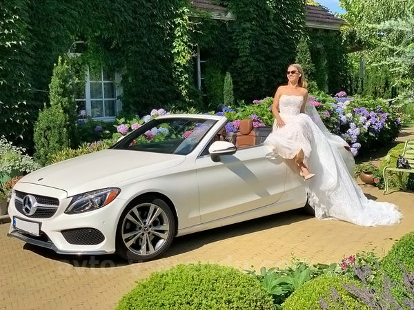 Аренда авто Mercedes Benz C300  кабриолет с водителем. Прокат кабриолета Мерседес C300 без водителя в Киеве
