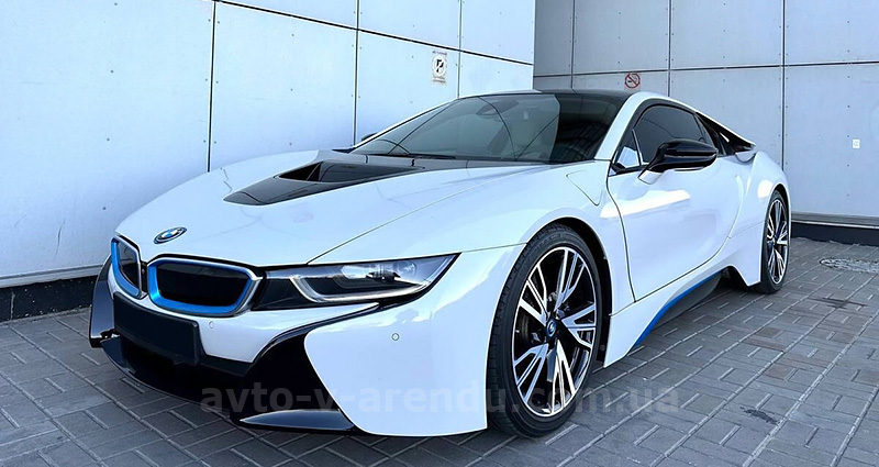 Аренда спорткара BMW I8 с водителем. Прокат авто БМВ I8 без водителя в Киеве