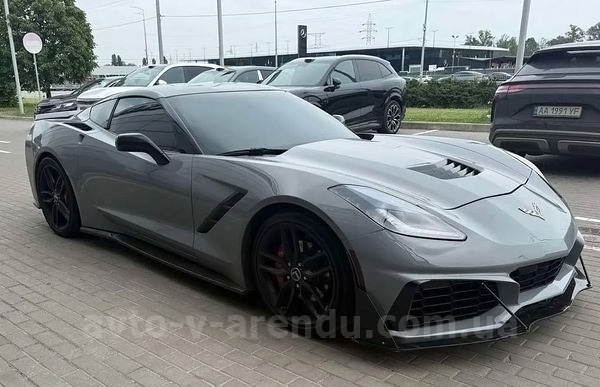 Аренда авто Chevrolete Corvette Targa авто видеоосъемку и фотосессию с водителем. Прокат авто Шевроле Корвет Тарга  авто без водителя в Киеве