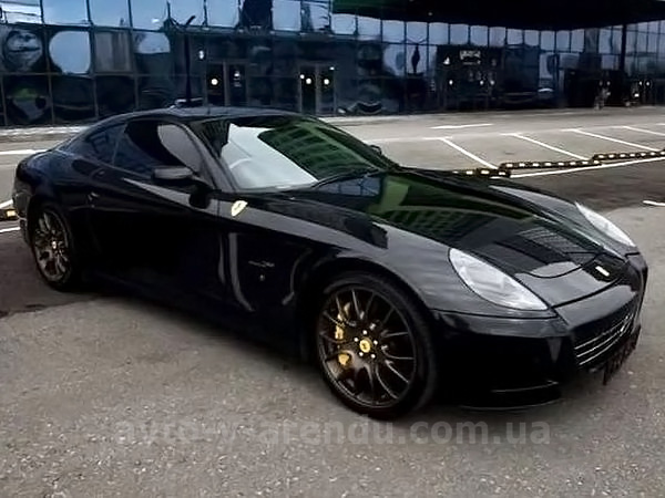 Аренда спорткара Ferrari 612 с водителем в Киеве