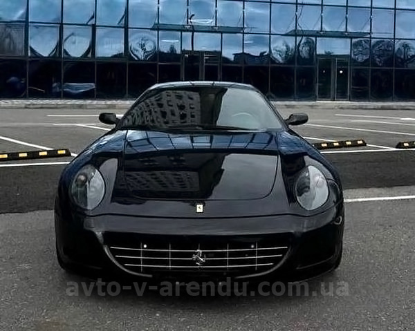 Аренда спорткара Ferrari 612 с водителем в Киеве