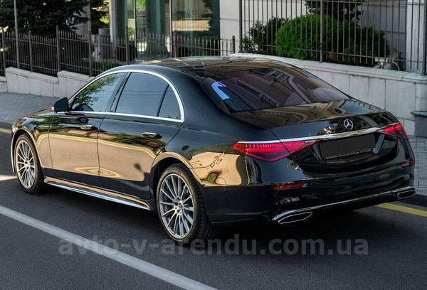 Аренда Мерседес s class W223 400d 4MATIC с водителем. Прокат авто Mercedes-Benz W223 400d 4MATIC без водителя в Киеве
