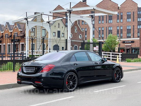 Аренда Мерседес s-class W222 S63 AMG 4MATIC Restyling с водителем. Прокат авто Mercedes-Benz W222 S63 без водителя в Киеве