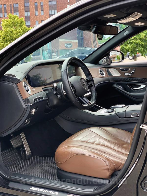 Аренда Мерседес s-class W222 S63 AMG 4MATIC Restyling с водителем. Прокат авто Mercedes-Benz W222 S63 без водителя в Киеве