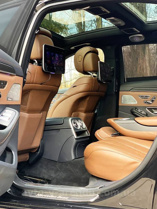 Аренда Мерседес s-class W222 S63 AMG 4MATIC Restyling с водителем. Прокат авто Mercedes-Benz W222 S63 без водителя в Киеве