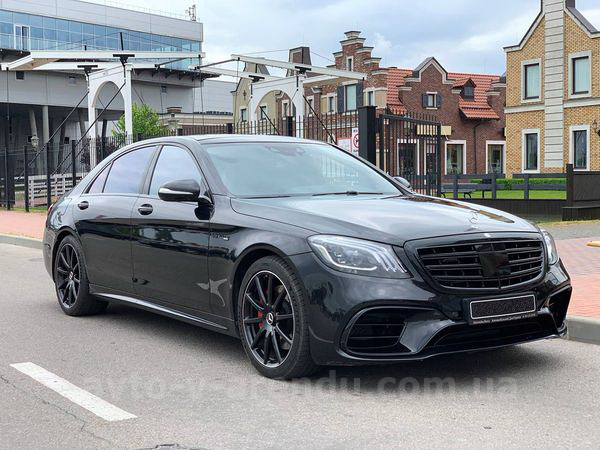 Аренда Мерседес s-class W222 S63 AMG 4MATIC Restyling с водителем. Прокат авто Mercedes-Benz W222 S63 без водителя в Киеве