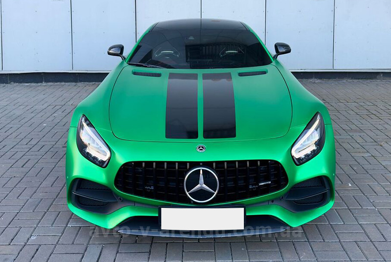 Аренда авто Mercedes-Benz AMG GT Coupe с водителем. Прокат авто Мерседес AMG GT Coupe без водителя в Киеве