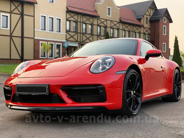 Аренда авто Porsche 911 Carrera GTS красный с водителем, прокат авто Порше 911 Каррера GTS без водителя в Киеве