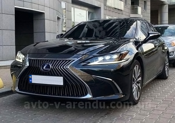 Аренда авто с водителем в Киеве Lexus ES250