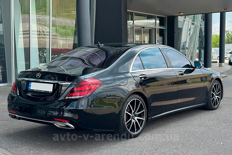 Аренда авто Mercedes-Benz s-class W222 AMG с водителем в Киеве