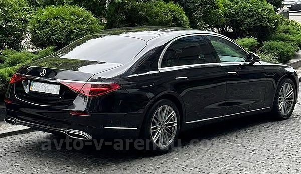 Аренда авто Mercedes-Benz W223 S-class с водителем в Киеве