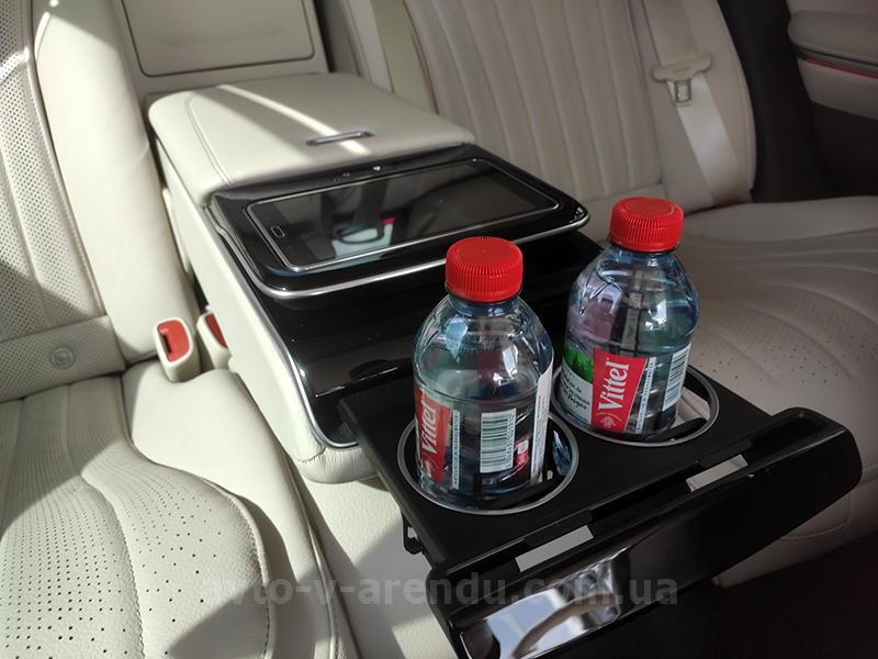 Аренда авто Mercedes-Benz W223 S-class S580 4matic с водителем в Киеве