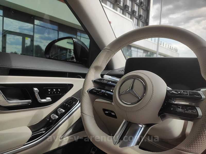 Аренда авто Mercedes-Benz W223 S-class S580 4matic с водителем в Киеве