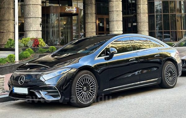 Аренда авто Mercedes Benz EQS 450+ электрокар с водителем в Киеве