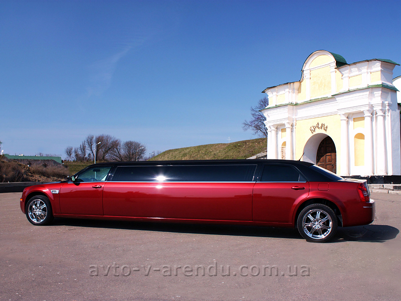 Прокат лимузина Chrysler 300C бордо