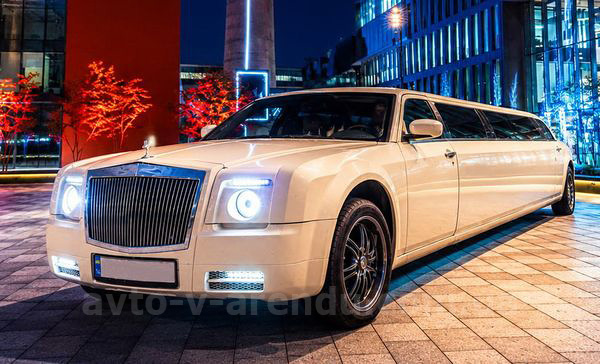 Прокат лимузина Chrysler 300C Rolls-Royse Phantom Galaxy с водителем в Киеве