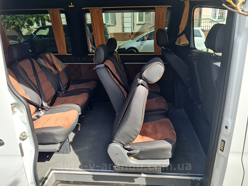 Аренда микроавтобуса с водителем в Киеве Mercedes Sprinter белый на 12 мест