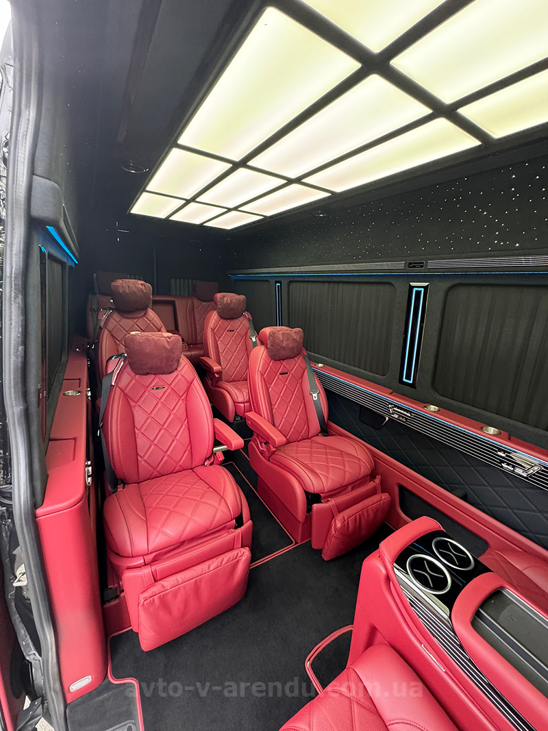 Аренда микроавтобуса с водителем в Киеве Mercedes Sprinter VIP 2021 черный на 8 мест