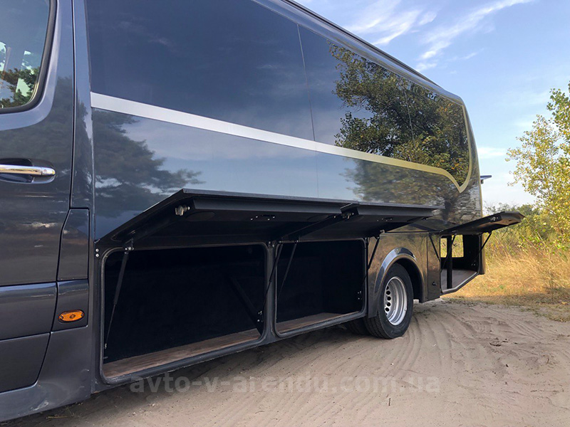 Аренда микроавтобуса Mercedes Sprinter HD 907 черный на 20 мест с водителем в Киеве