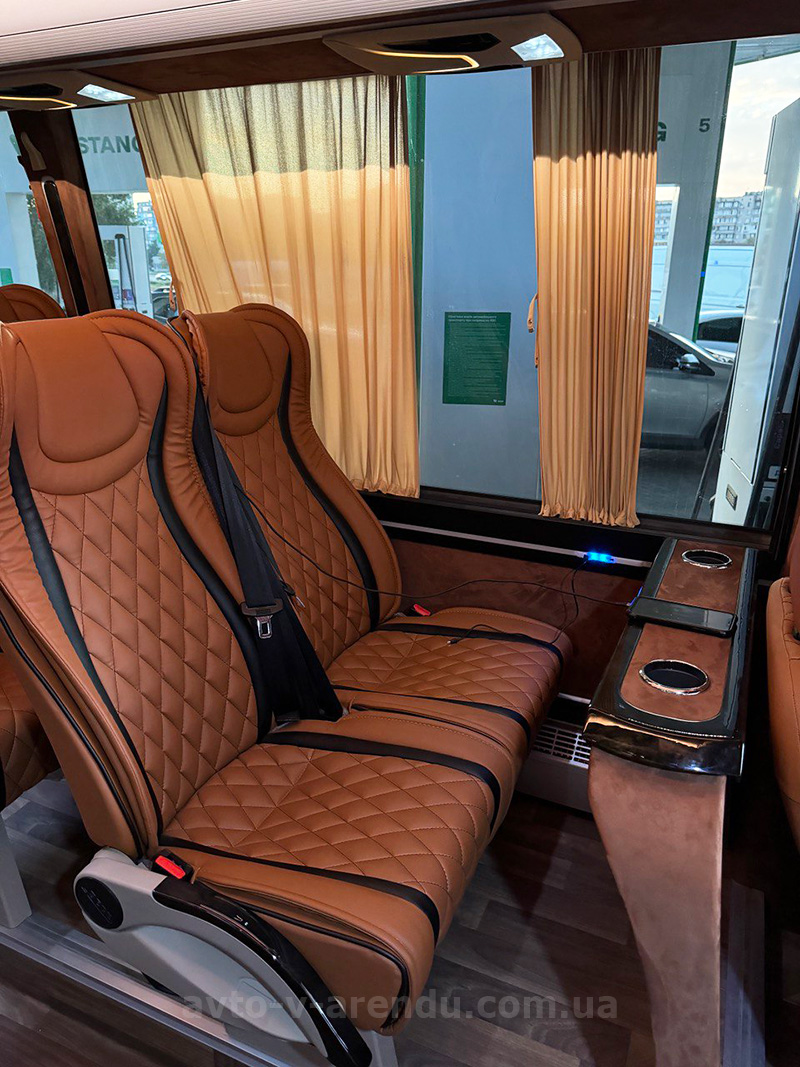 Аренда микроавтобуса Mercedes Sprinter HD 907 черный на 20 мест с водителем в Киеве