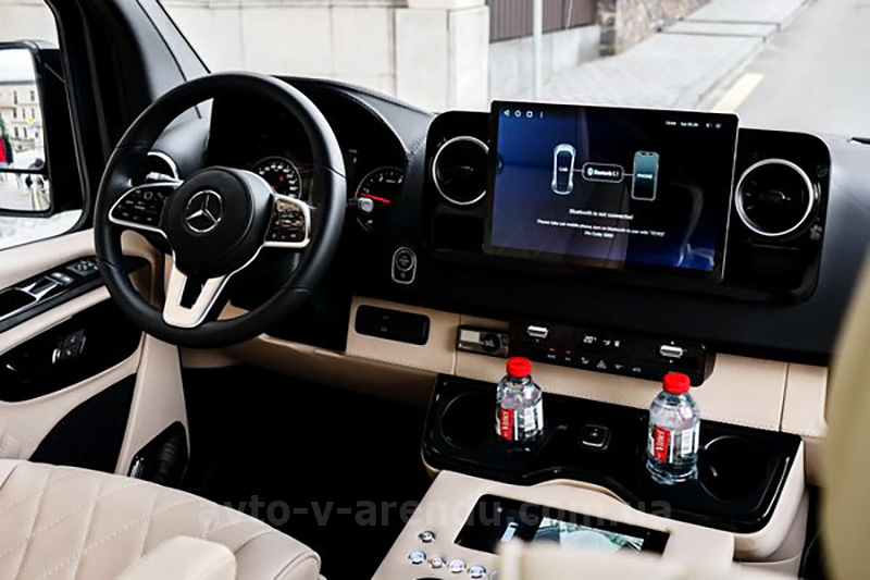 Аренда микроавтобуса Mercedes-Benz Sprinter VIP+ 2025 черный на 8 мест с водителем в Киеве