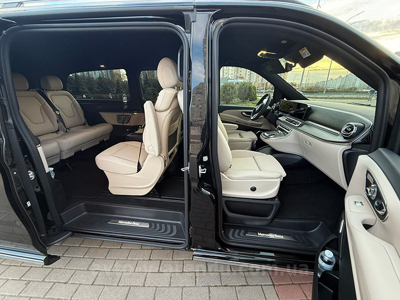 Аренда микроавтобуса Mercedes-Benz V-class 2025 с водителем в Киеве