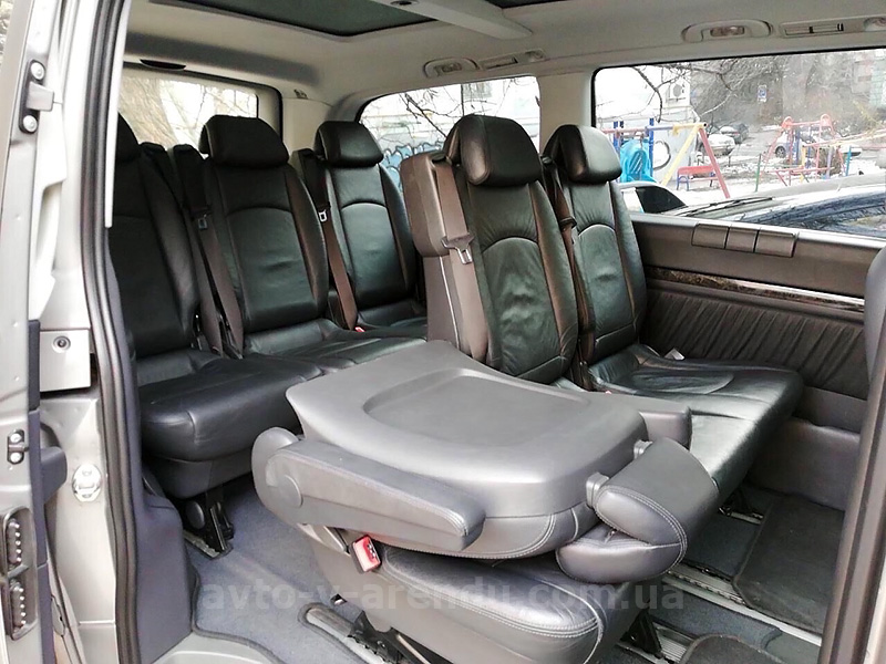 Аренда микроавтобуса с водителем в Киеве Mercedes Vito на 7 мест