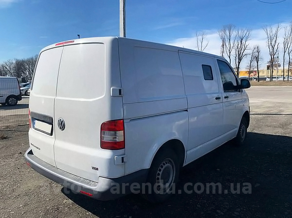 Аренда микроавтобуса Volkswagen T6 бронированный с водителем и без водителя в Киеве