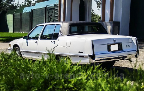 Аренда ретро авто с водителем в Киеве Cadillac Fleetwood белый