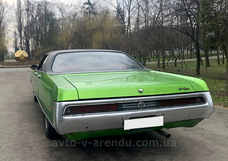Аренда ретро авто Chrysler New York с водителем в Киеве