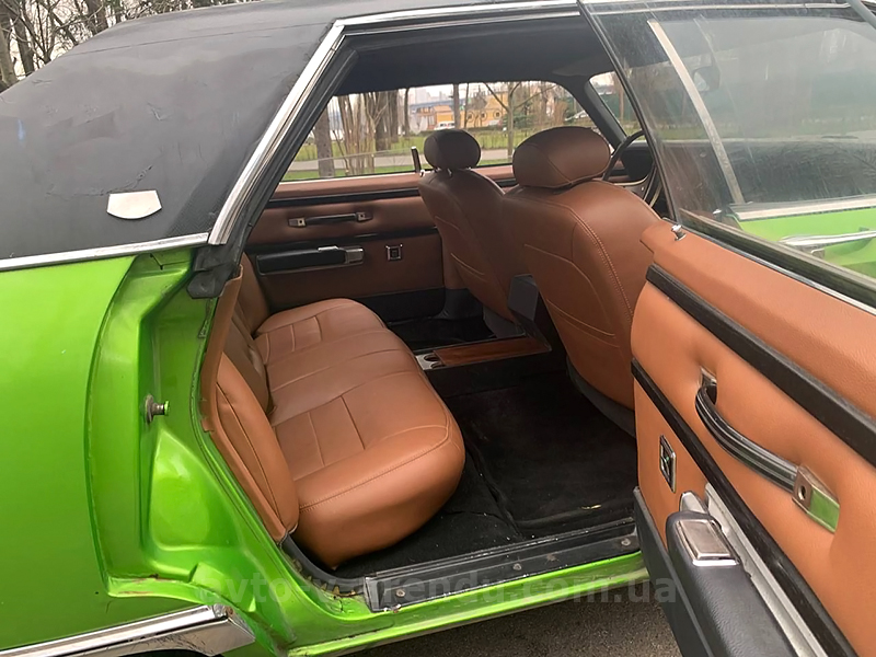 Аренда ретро авто Chrysler New York с водителем в Киеве