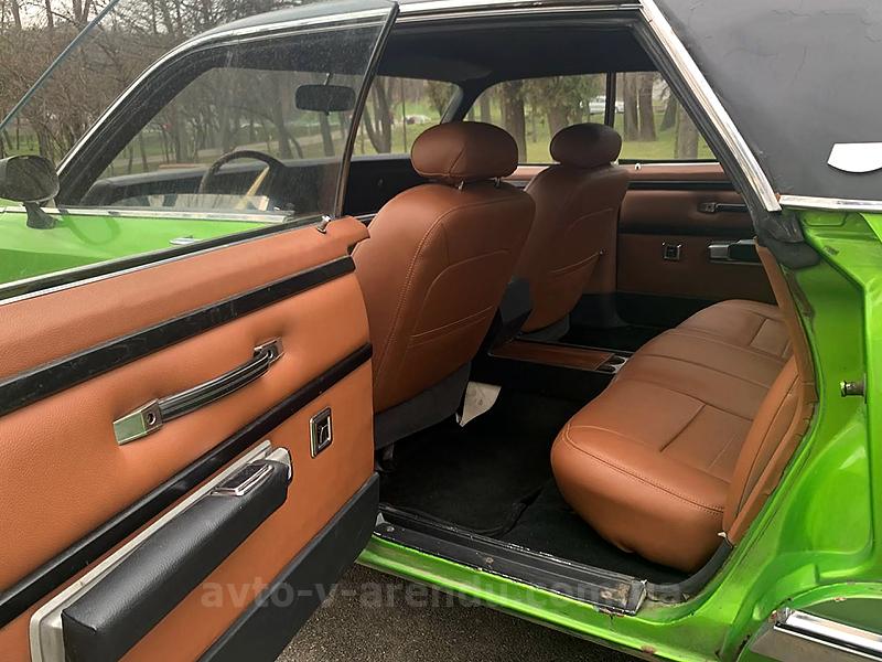Аренда ретро авто Chrysler New York с водителем в Киеве