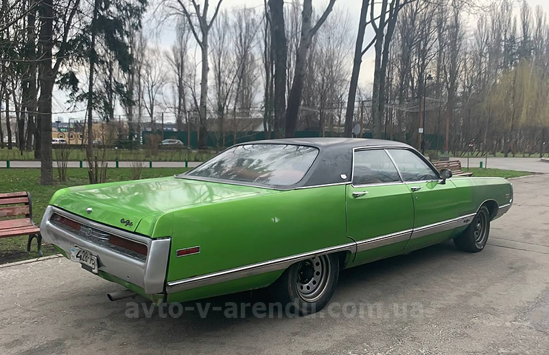 Аренда ретро авто Chrysler New York с водителем в Киеве