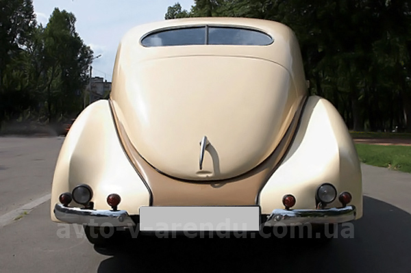 Аренда ретро авто Lincoln Zephyr с водителем в Киеве