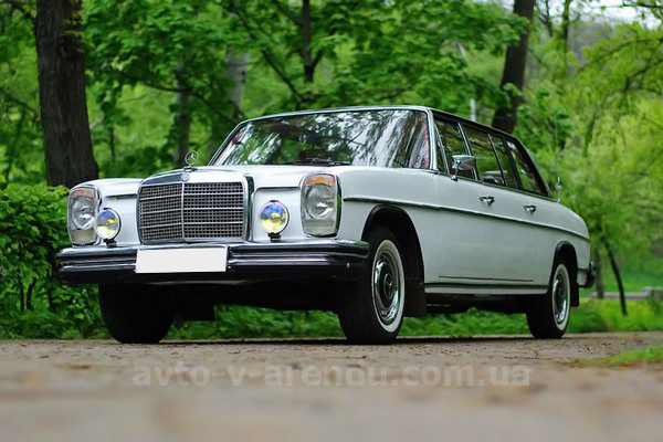 Аренда ретро авто Mercedes-Benz 1969