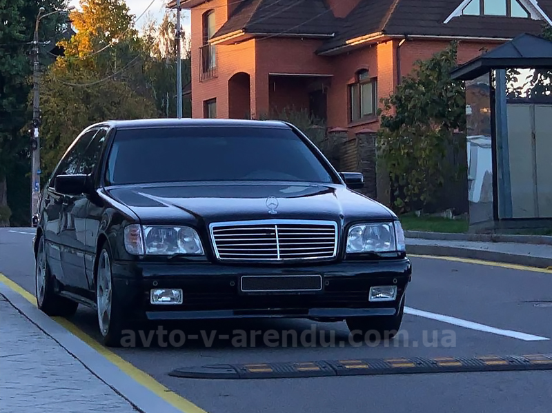 Аренда ретро авто Mercedes W140 S600 S7.3 V12 Brabus черный с водителем в Киеве