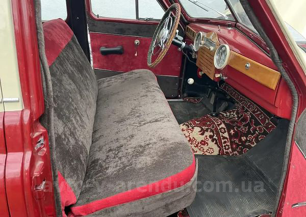 Аренда ретро авто с водителем в Киеве Pobeda GAZ M-20