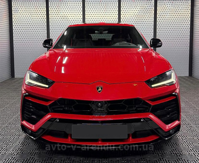 Аренда кроссовера Lamborghini Urus с водителем. Прокат авто  Ламборгини Урус без водителя в Киеве