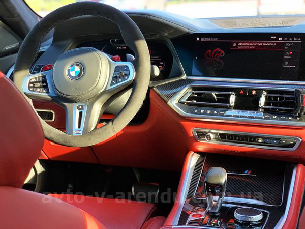Аренда внедорожника BMW X6 M50d с водителем. Прокат джипа БМВ X6 M50d без водителя в Киеве