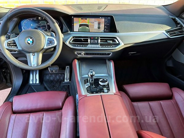 Аренда внедорожника BMW X6 M50d с водителем. Прокат джипа БМВ X6 M50d без водителя в Киеве