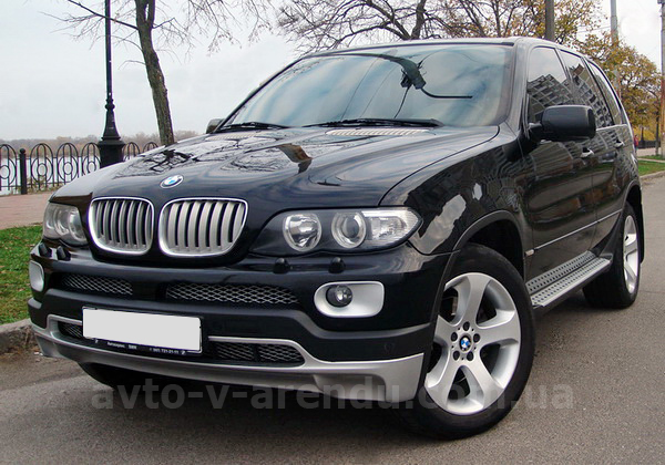 Аренда внедорожника BMW X5 черный с водителем в Киеве