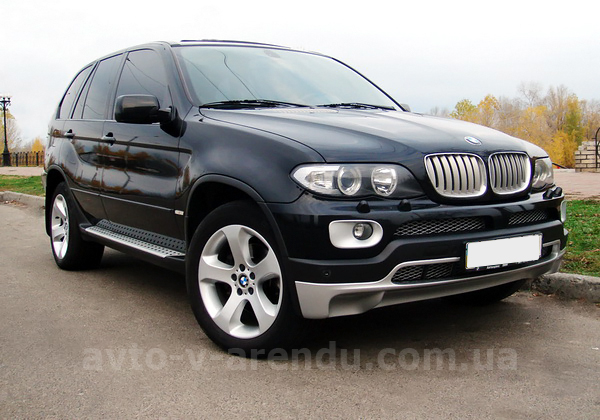 Аренда внедорожника BMW X5 черный с водителем в Киеве