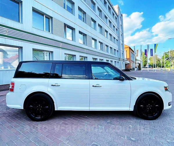 Аренда внедорожника джипа с водителем в Киеве Ford Flex белый