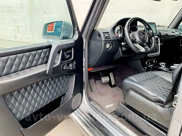 Аренда внедорожника джипа Mercedes-Benz Gelandewagen G63 AMG silver кубик гелик с водителем, прокат Мерседес Гелентваген G63 AMG без водителя в Киеве