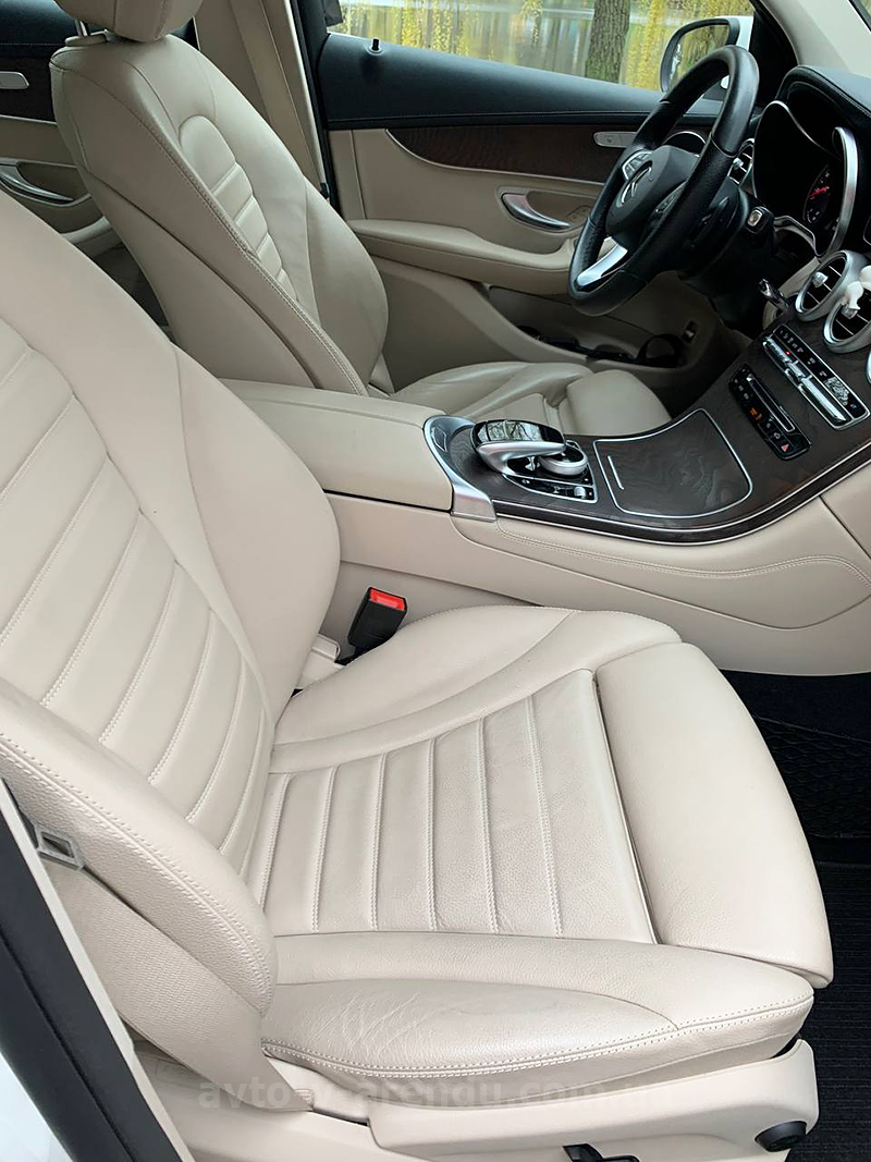 Аренда внедорожника джипа с водителем в Киеве Mercedes-Benz GLC 250d