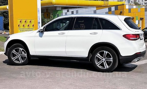 Аренда внедорожника джипа с водителем в Киеве Mercedes GLC 300