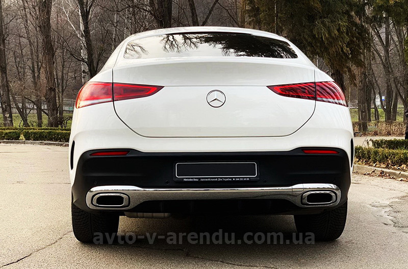 Аренда внедорожника джипа  Mercedes-Benz AMG GLE Coupe с водителем в Киеве